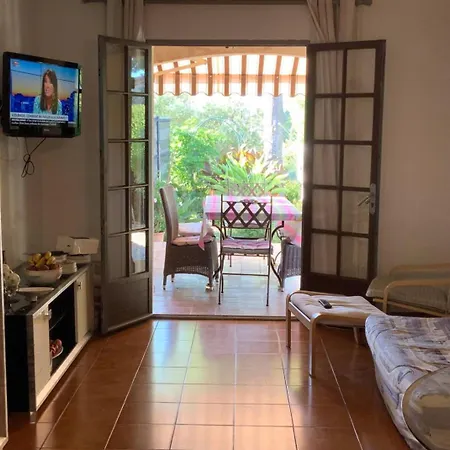 Apartment St Cyr Sur 6pers Avec Jardin Et Parking A 30m De La *
